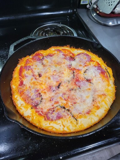 Cast iron pizza